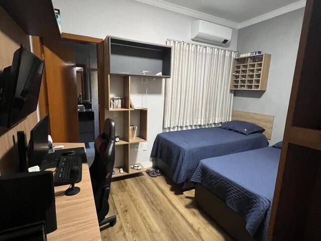 #12 - Casa para Venda em Indaiatuba - SP